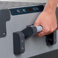 Przenośna lodówka CFX95W Dometic uchwyt
